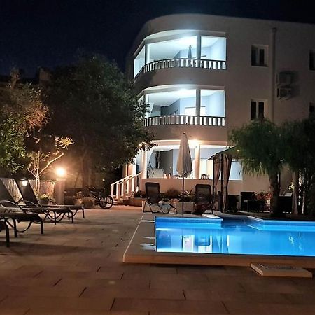 Villa Stella 로고즈니차 외부 사진