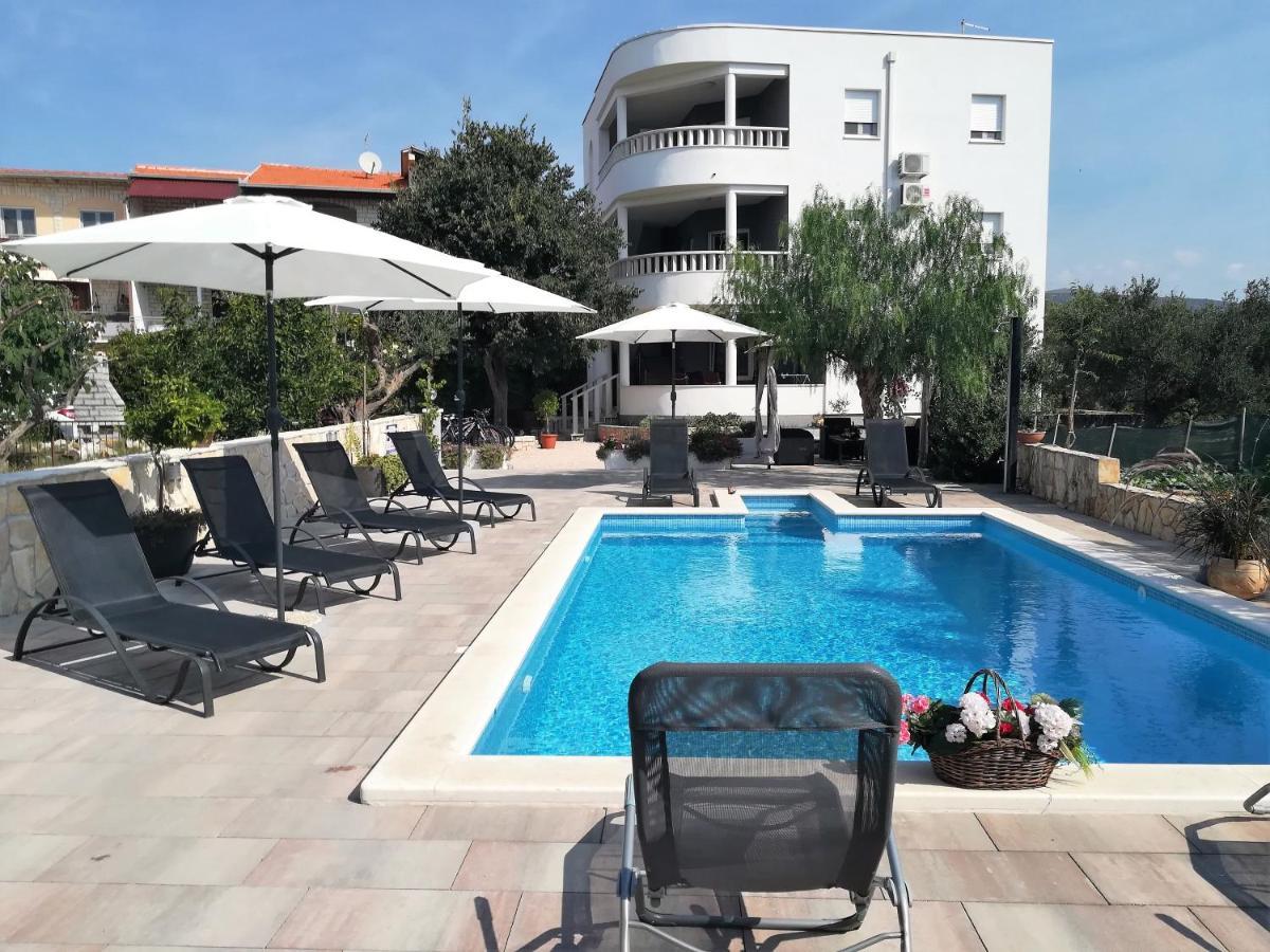 Villa Stella 로고즈니차 외부 사진